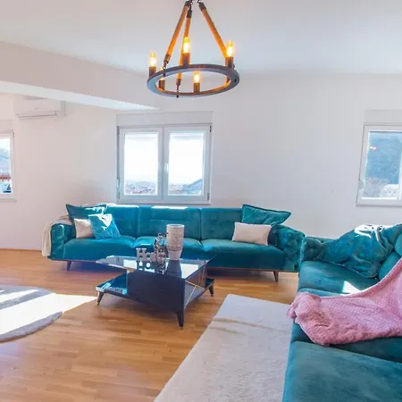 아파트 President 모스타르